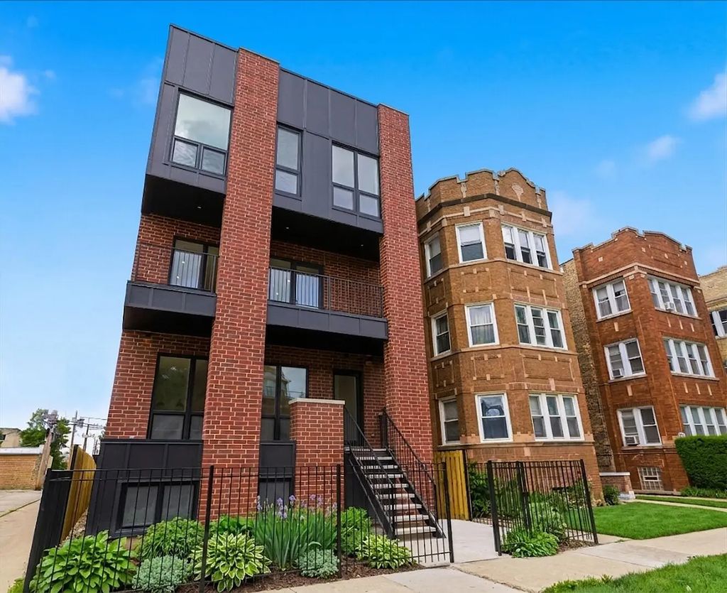 6414 N Francisco Avenue 101, Chicago, 60645