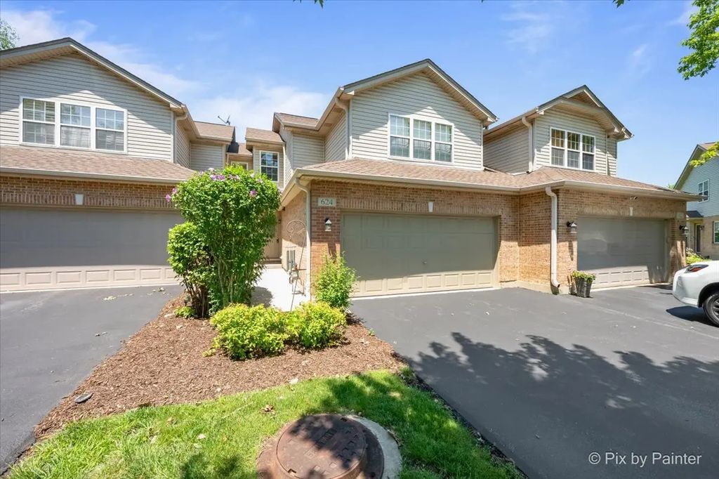 624 Daisy Lane, Roselle