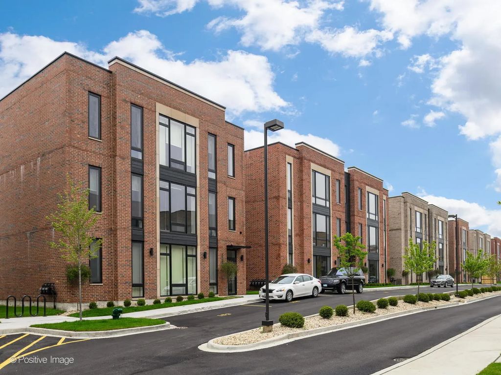 2146 N Nashville Avenue 3n, Chicago, 60707