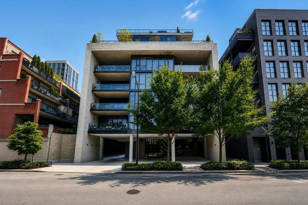 111 S Peoria Street 313, Chicago