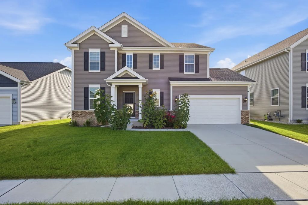 32021 Savannah Drive, Lakemoor