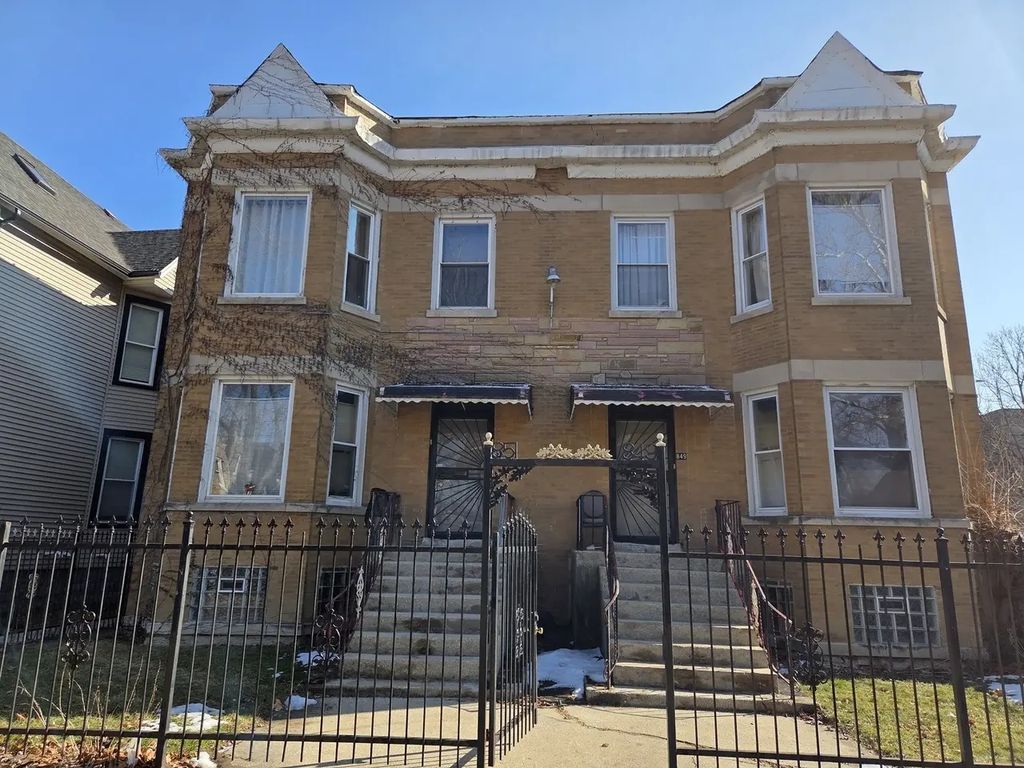 849 N Parkside Avenue, Chicago