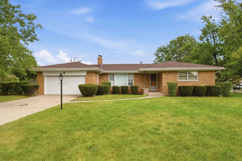 6138 W 127th Place, Palos Heights