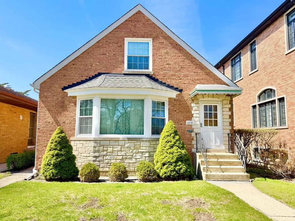 6214 N Karlov Avenue, Chicago, 60646