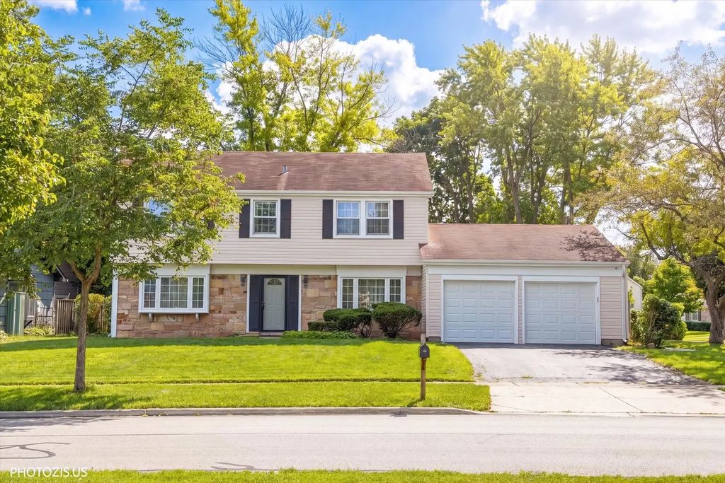 1111 Plum Grove Circle, Buffalo Grove, 60089
