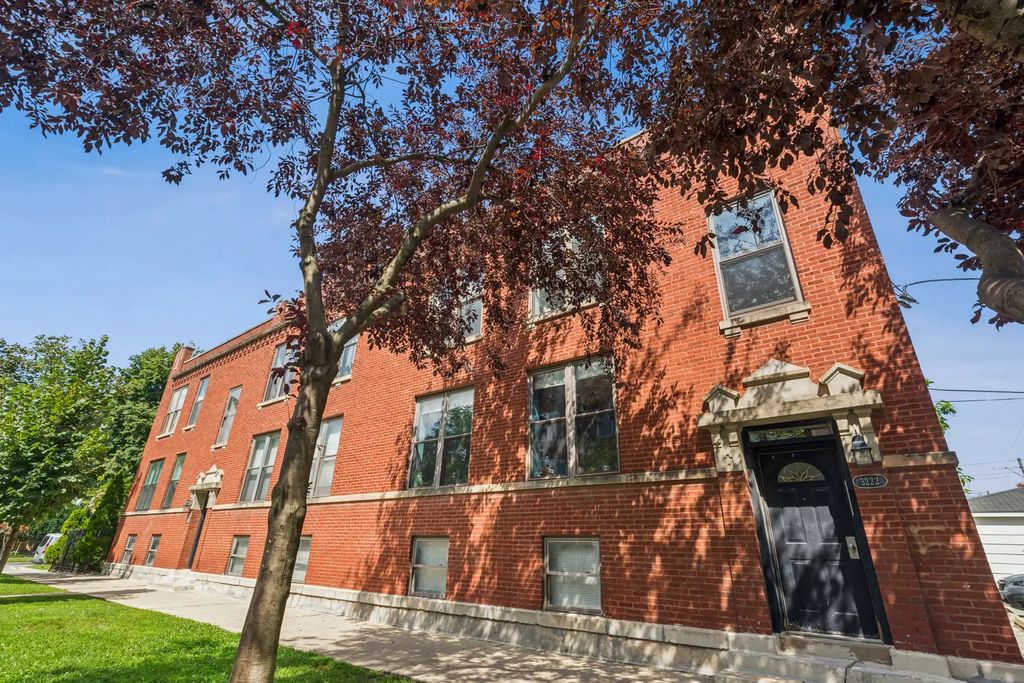 3222 W Sunnyside Avenue 2e, Chicago