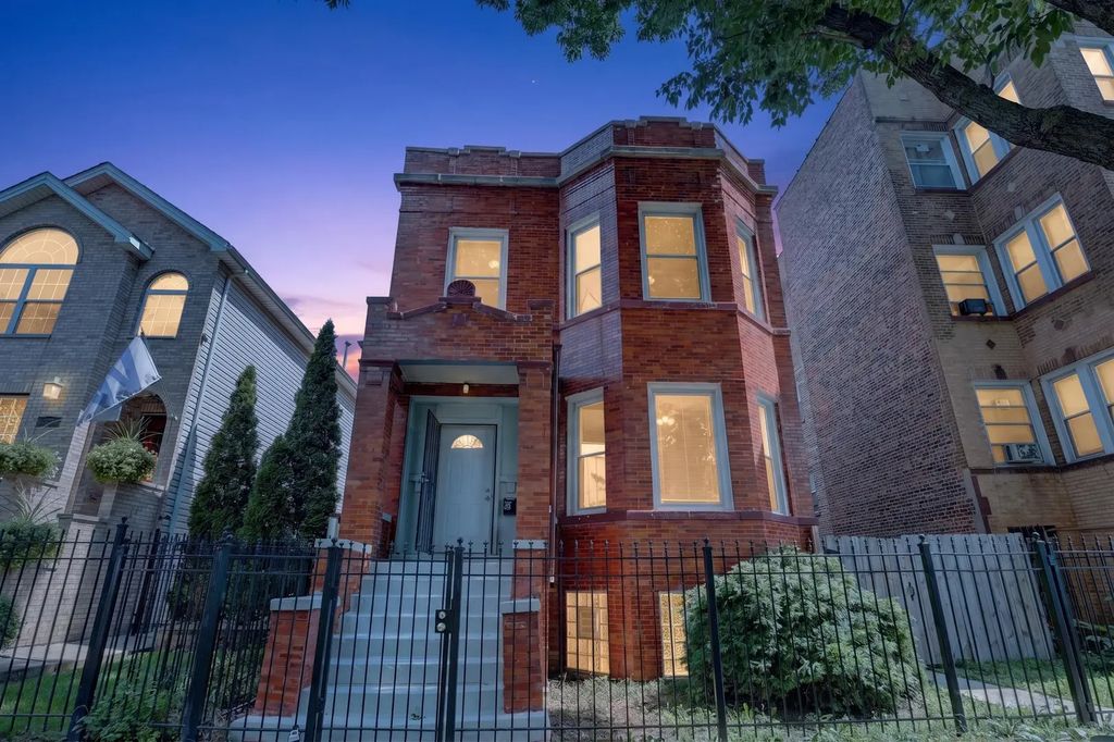 1541 S Tripp Avenue, Chicago, 60623