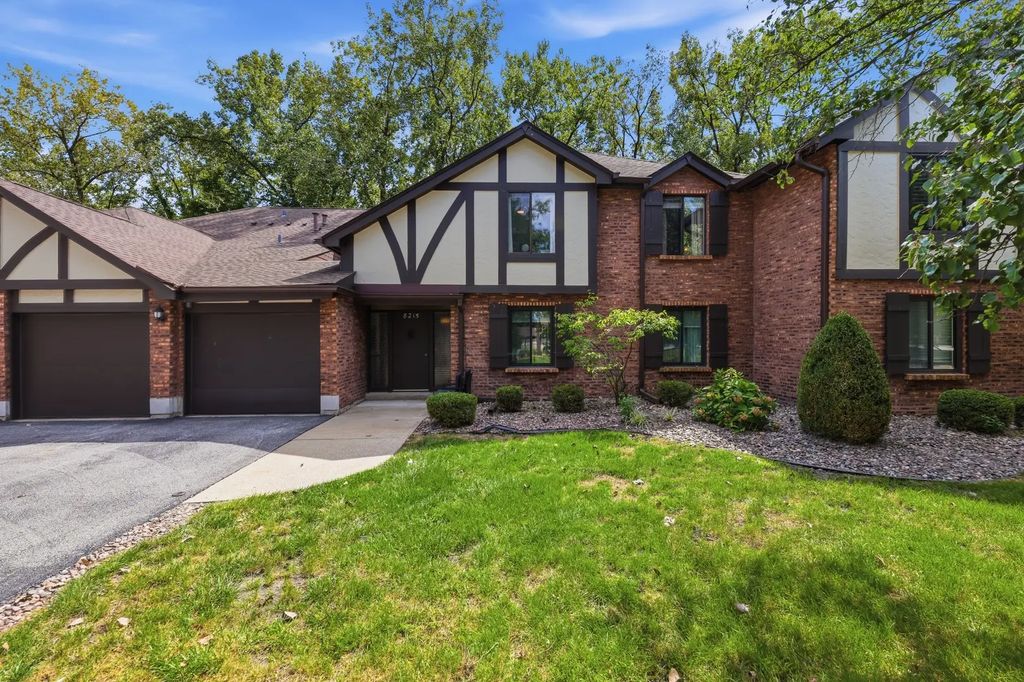 8215 Willow Drive 46d, Palos Hills