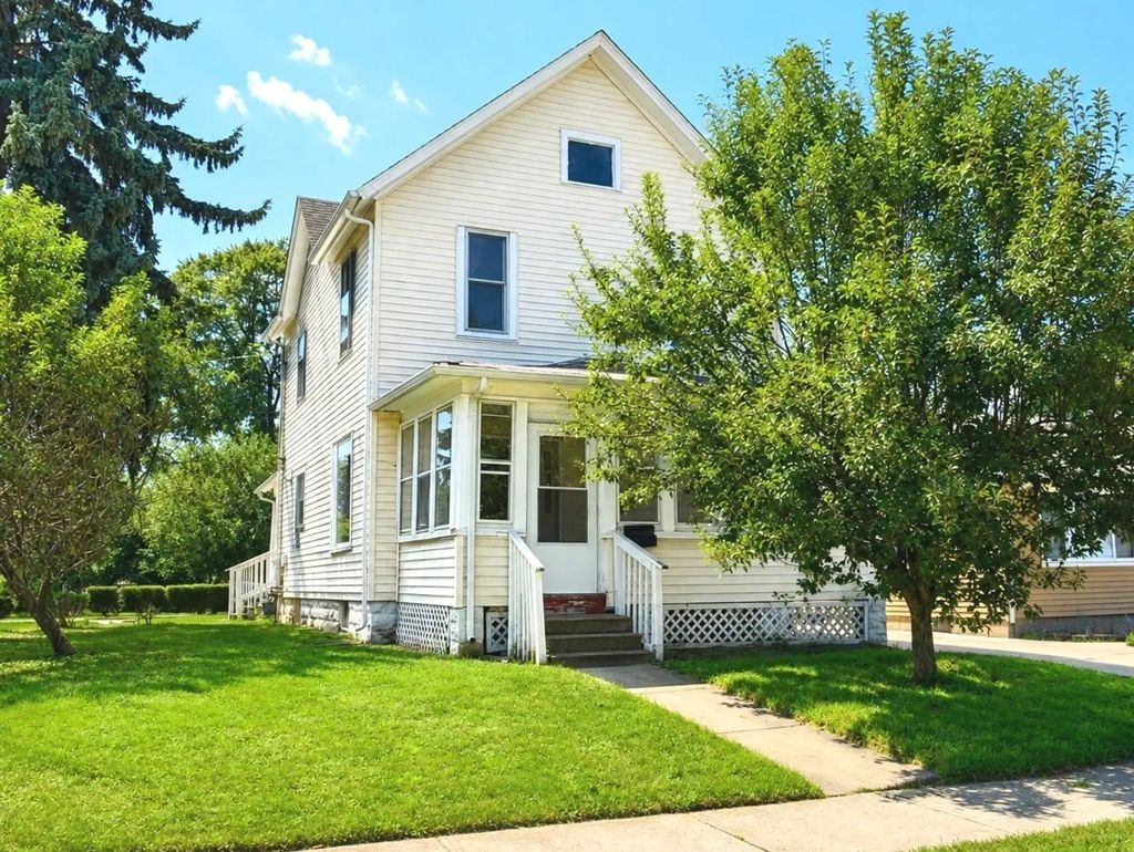 900 Spruce Street, Aurora