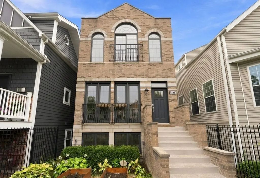 4106 N Saint Louis Avenue, Chicago, 60618