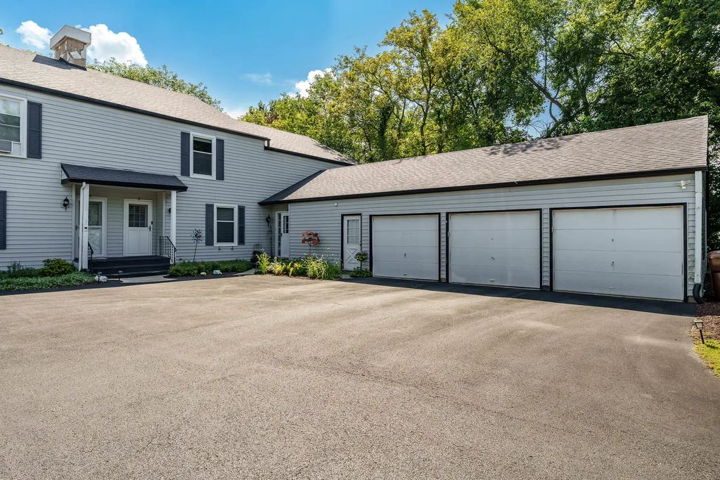 4621 High Point Drive 5, Rockford