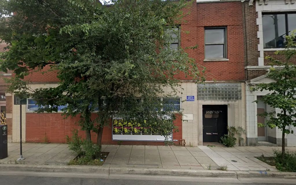 3319 W Fullerton Avenue, Chicago, 60647