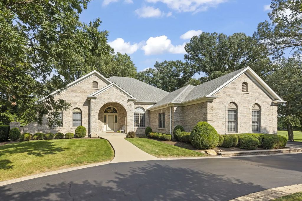 1n955 Saddlewood Drive, Maple Park