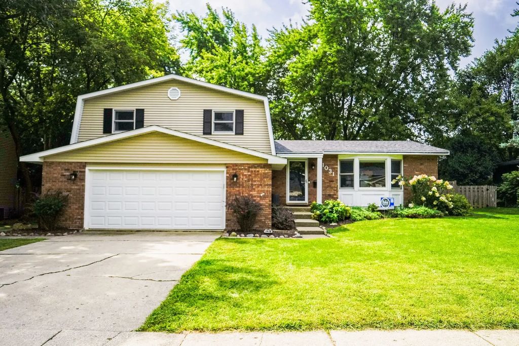 1031 Shari Lane, Libertyville