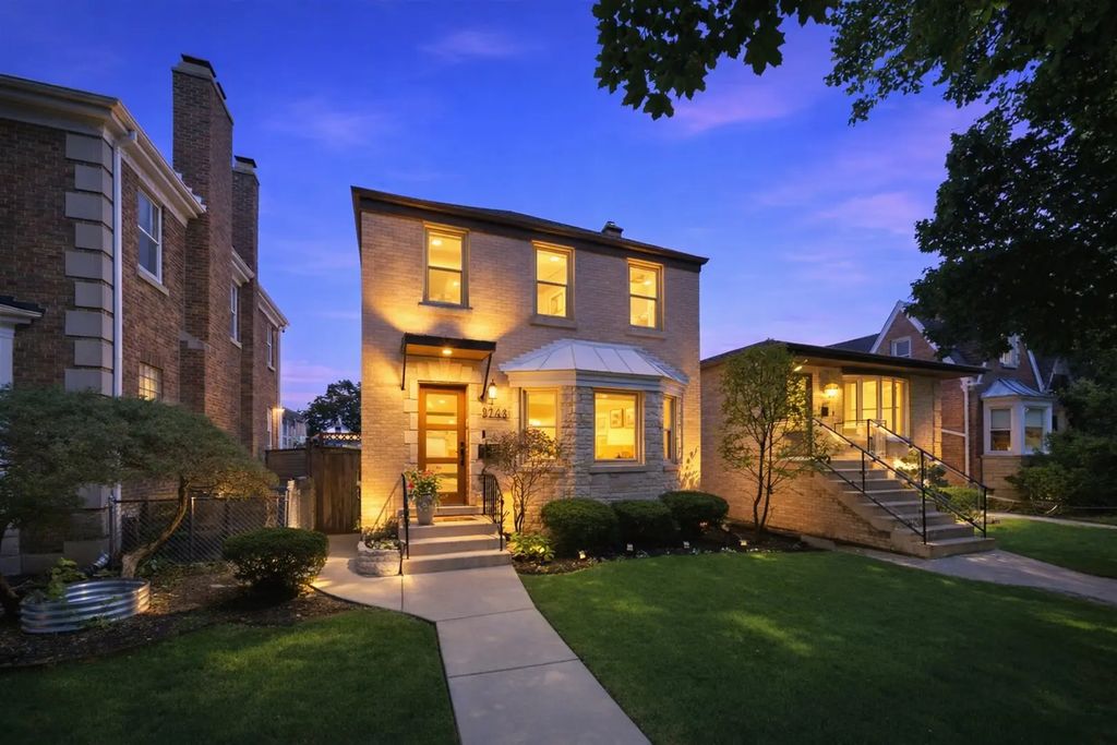 1743 N 75th Court, Elmwood Park