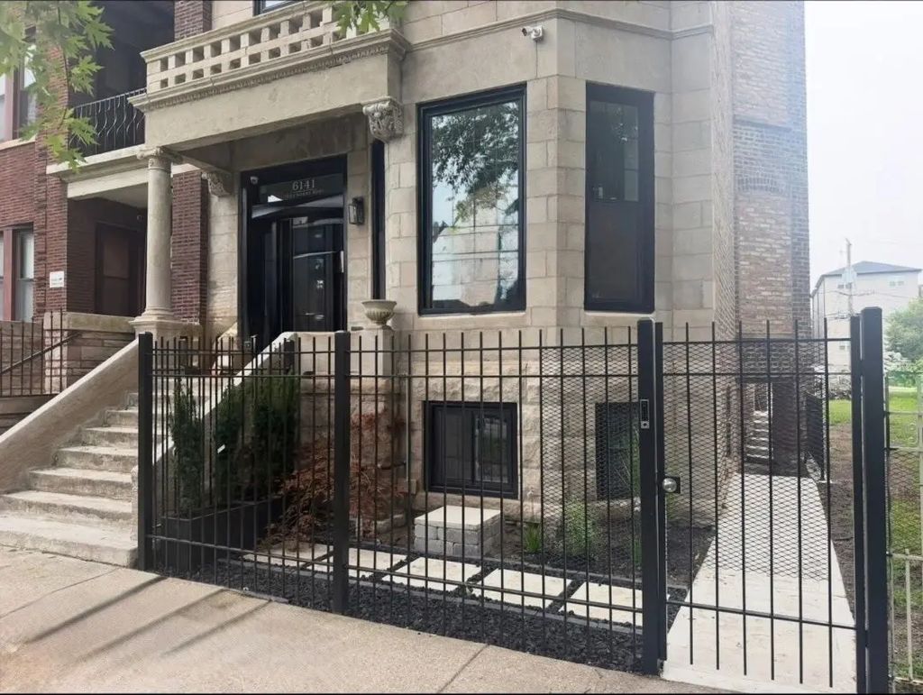 6141 S Greenwood Avenue 1, Chicago