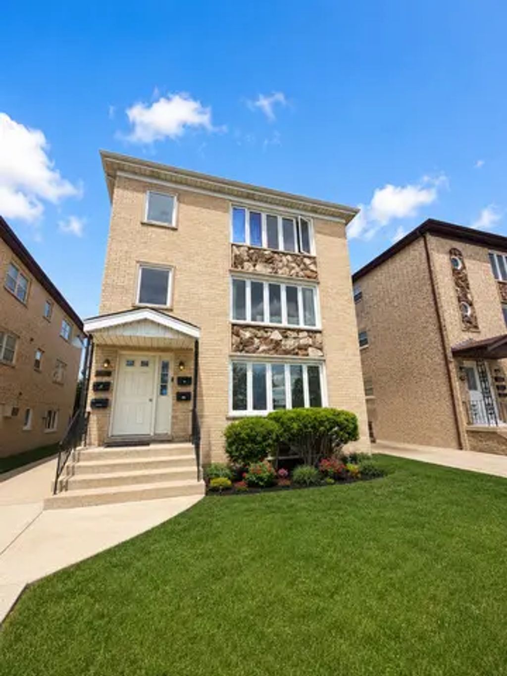 7942 W Addison Street 3, Chicago