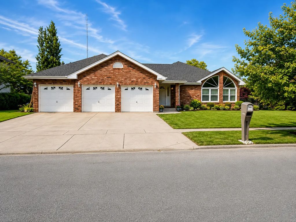19451 Stonehenge Drive, Mokena