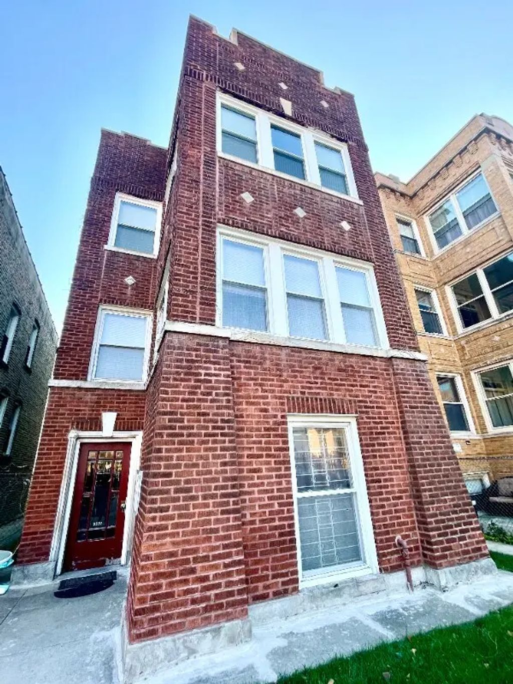 3237 W Thomas Street G, Chicago