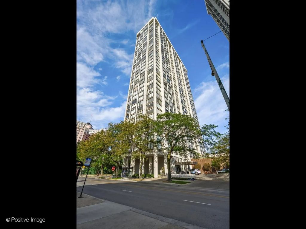5455 N Sheridan Road 2907, Chicago
