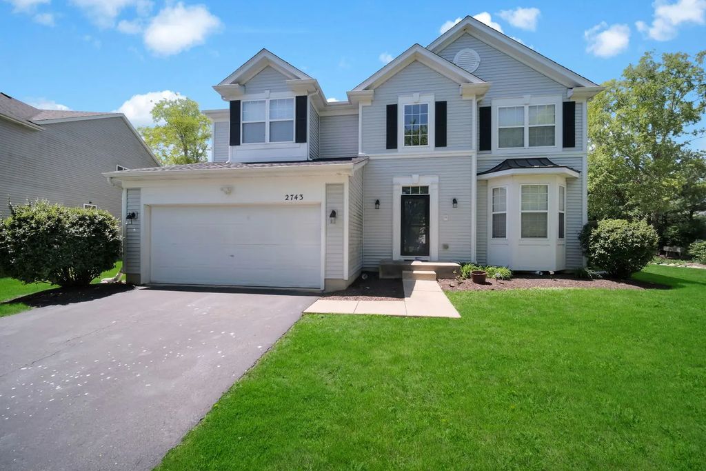 2743 Rourke Drive, Aurora