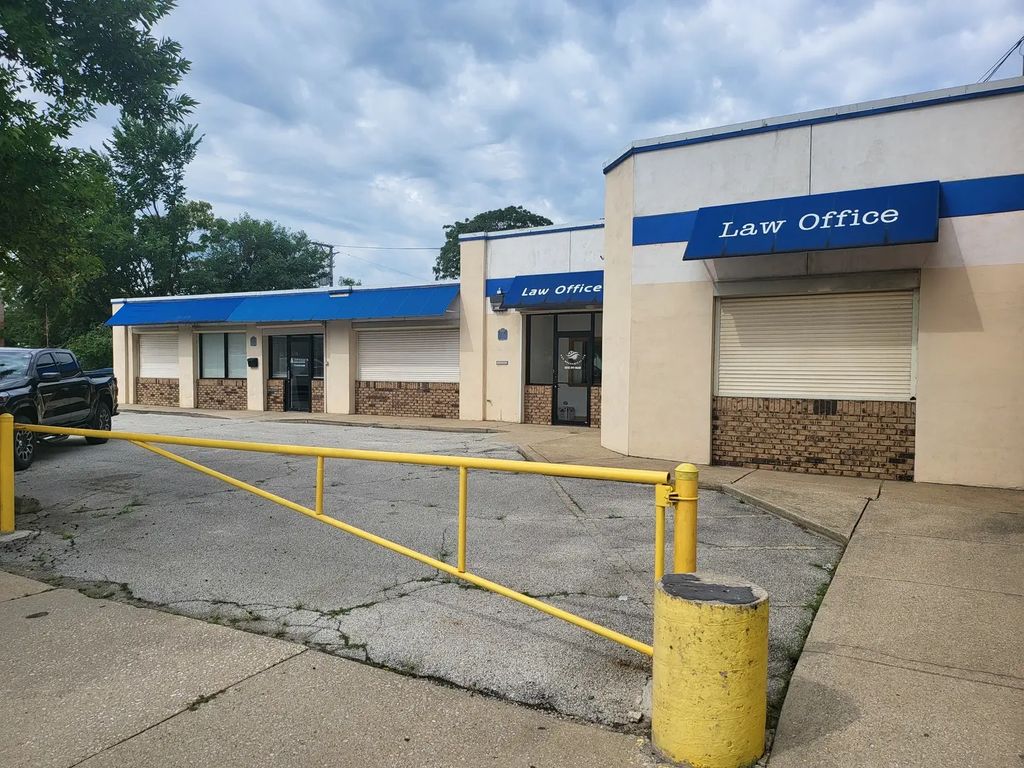 7318 S Cottage Grove Avenue, Chicago, 60619