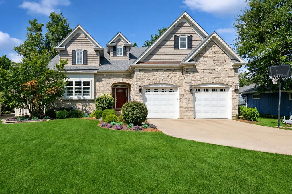 415 Ranch Road, Wheaton