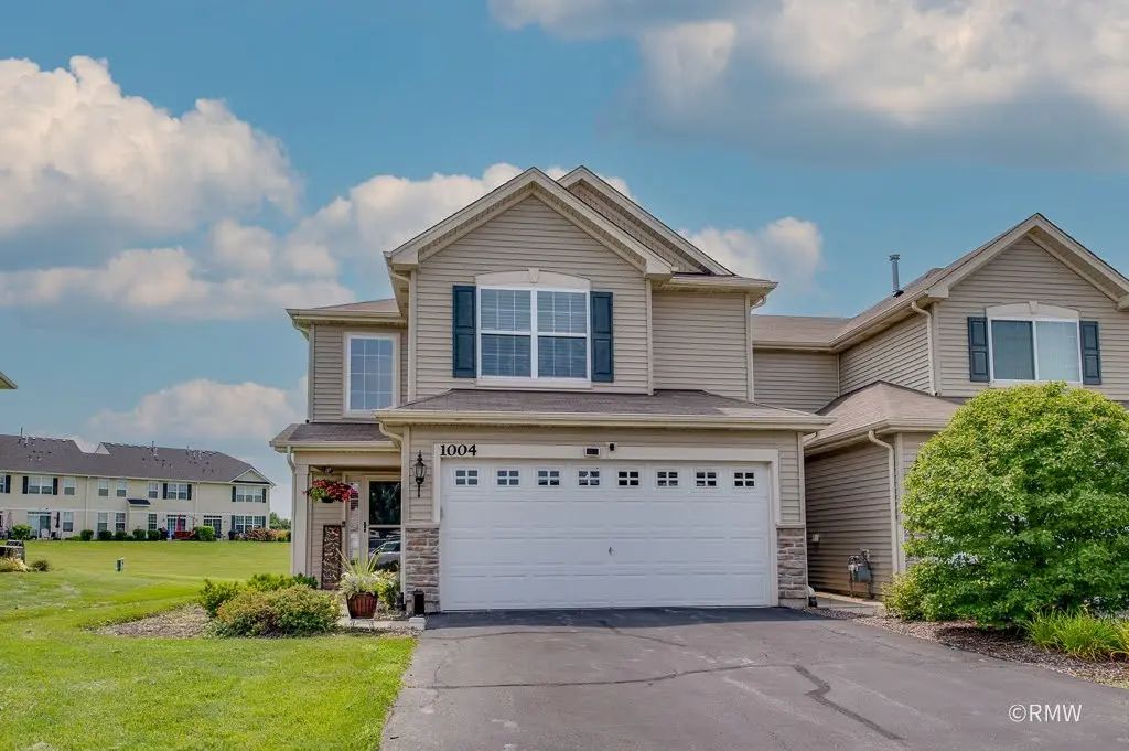 1004 Tuscany Trail, Hampshire
