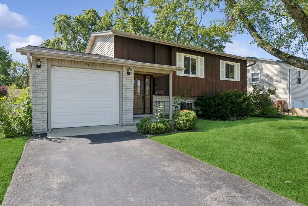 731 Nolan Avenue, Glendale Heights