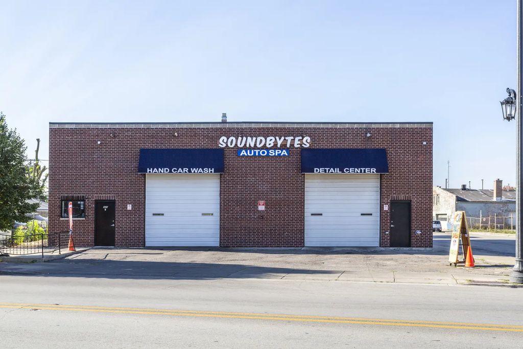 320 Lake Street, Maywood