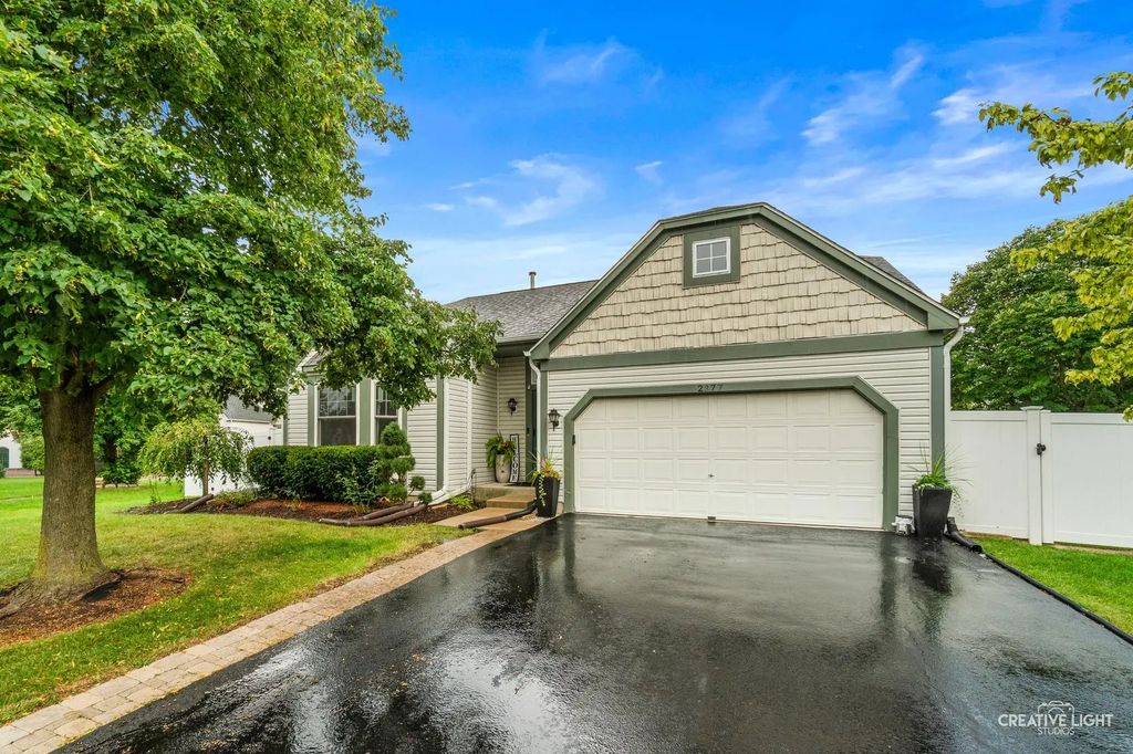 2377 Coral Cove, Elgin