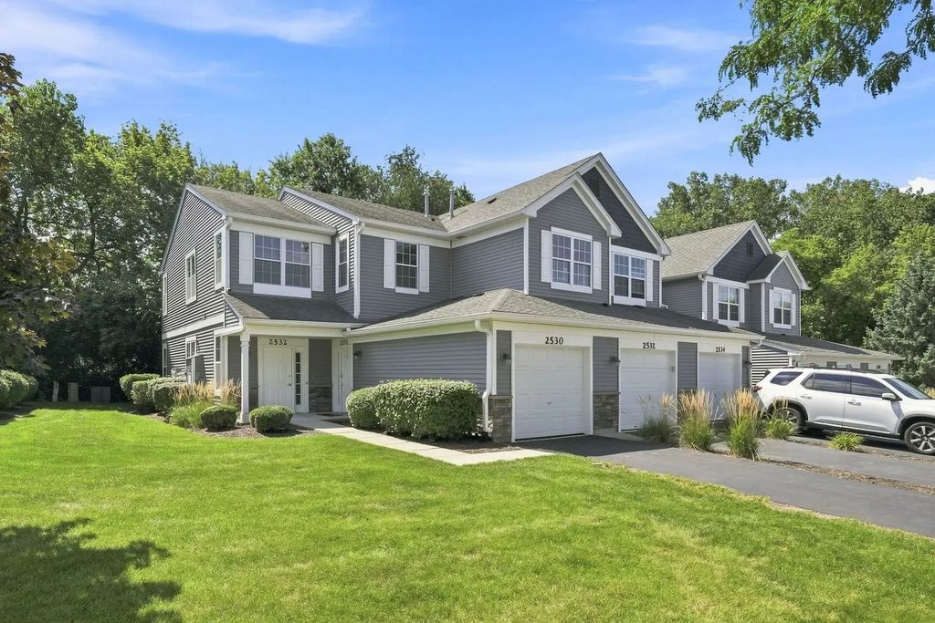 2532 Oneida Lane 2532, Naperville