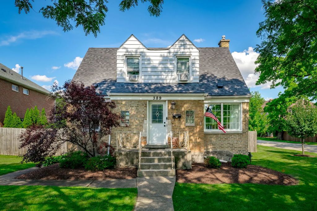 389 S West Avenue, Elmhurst