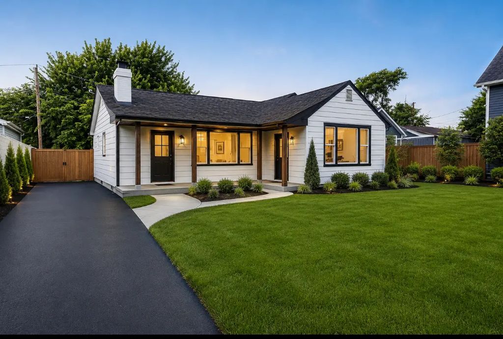 234 N 3rd Avenue, Villa Park