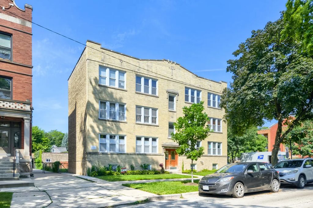 4456 N Kenneth Avenue 3, Chicago, 60630