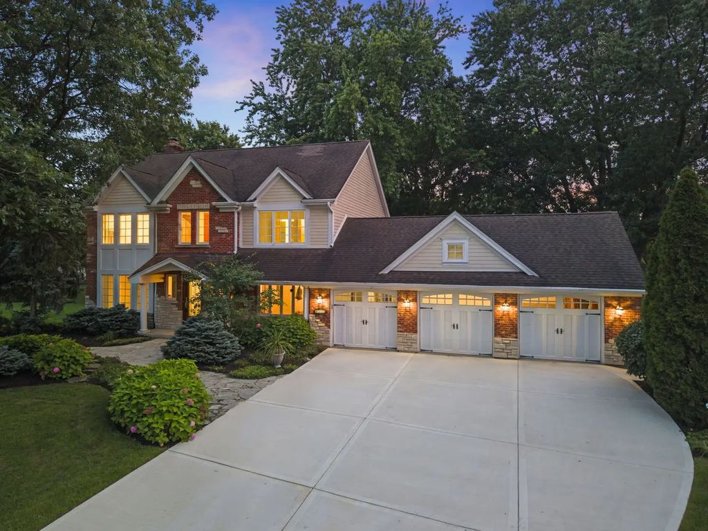 1533 Heatherton Court, Naperville