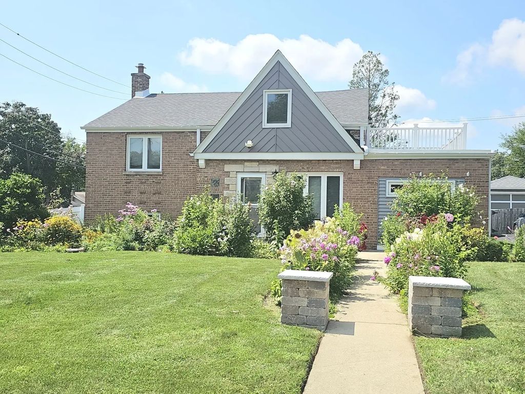 944 S Ardmore Avenue, Villa Park