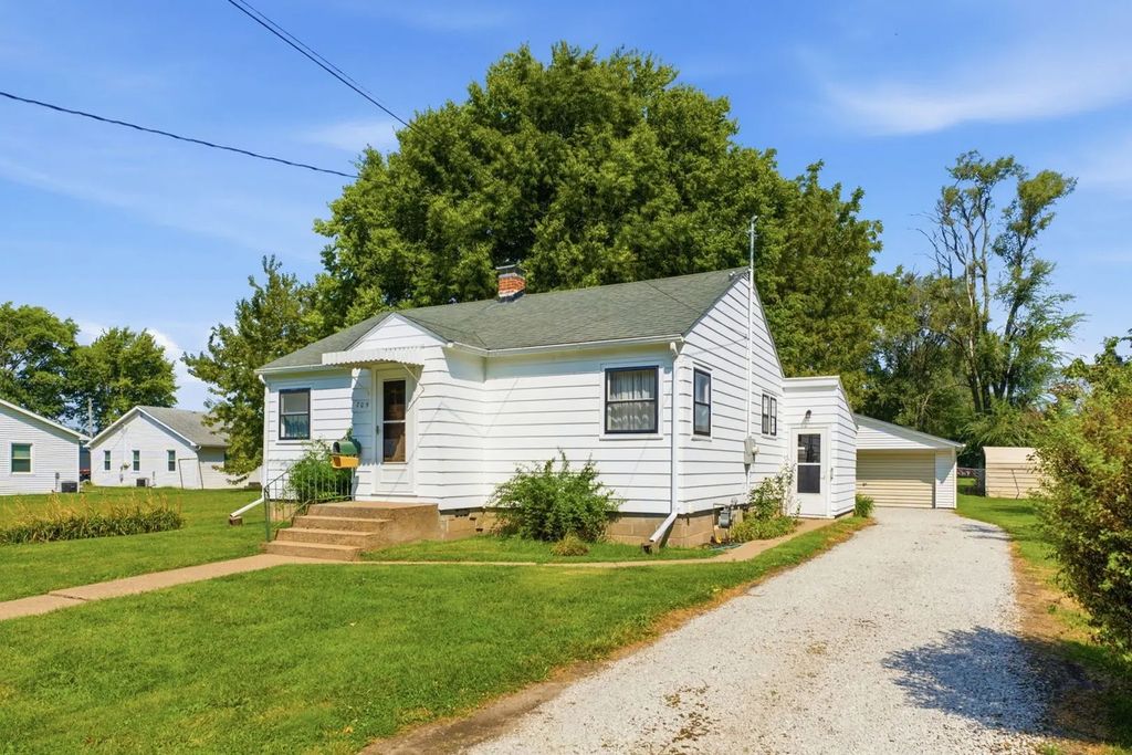 705 Sw 4th Street, Aledo
