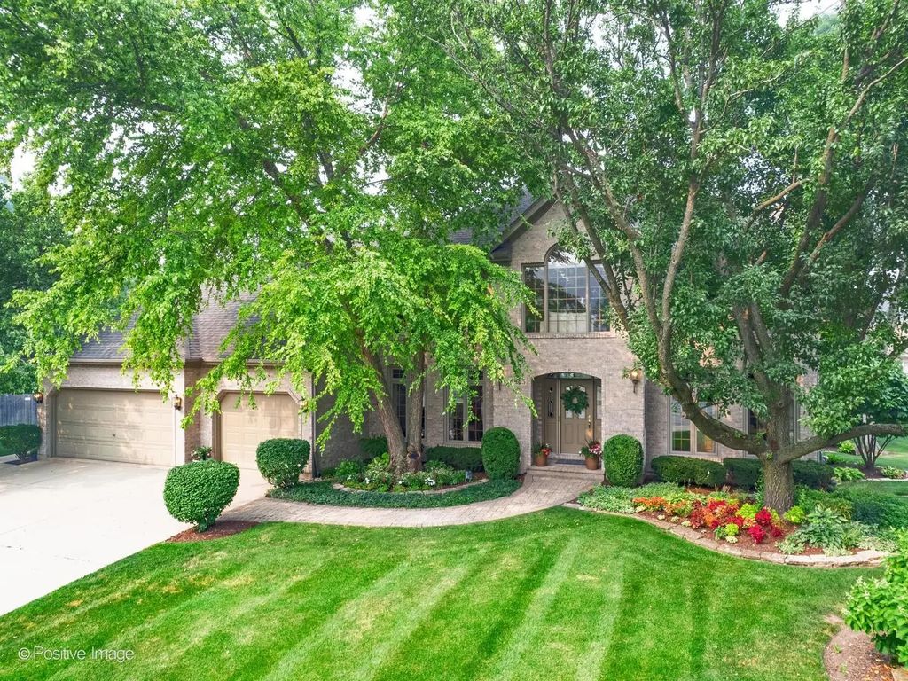 6905 Irish Court, Darien