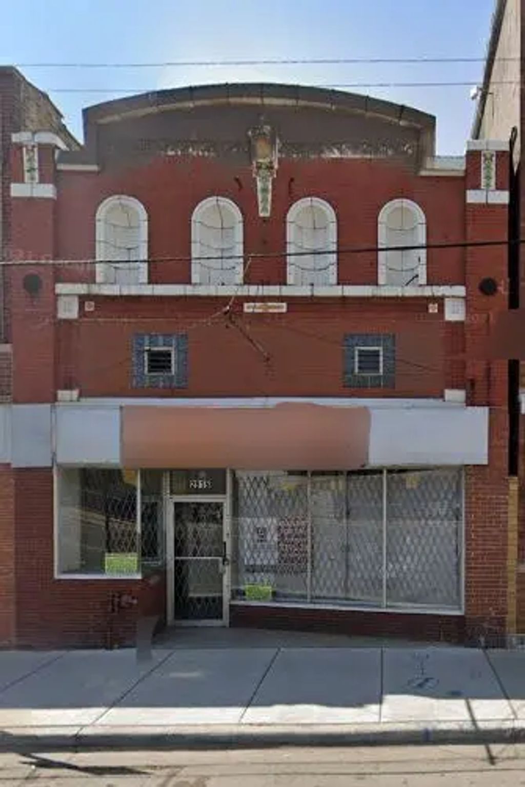 2915 W Cermak Road, Chicago