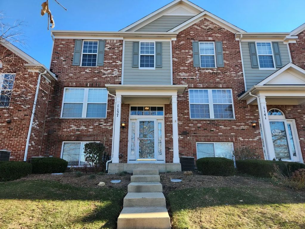 1137 Reserve Drive, Elgin