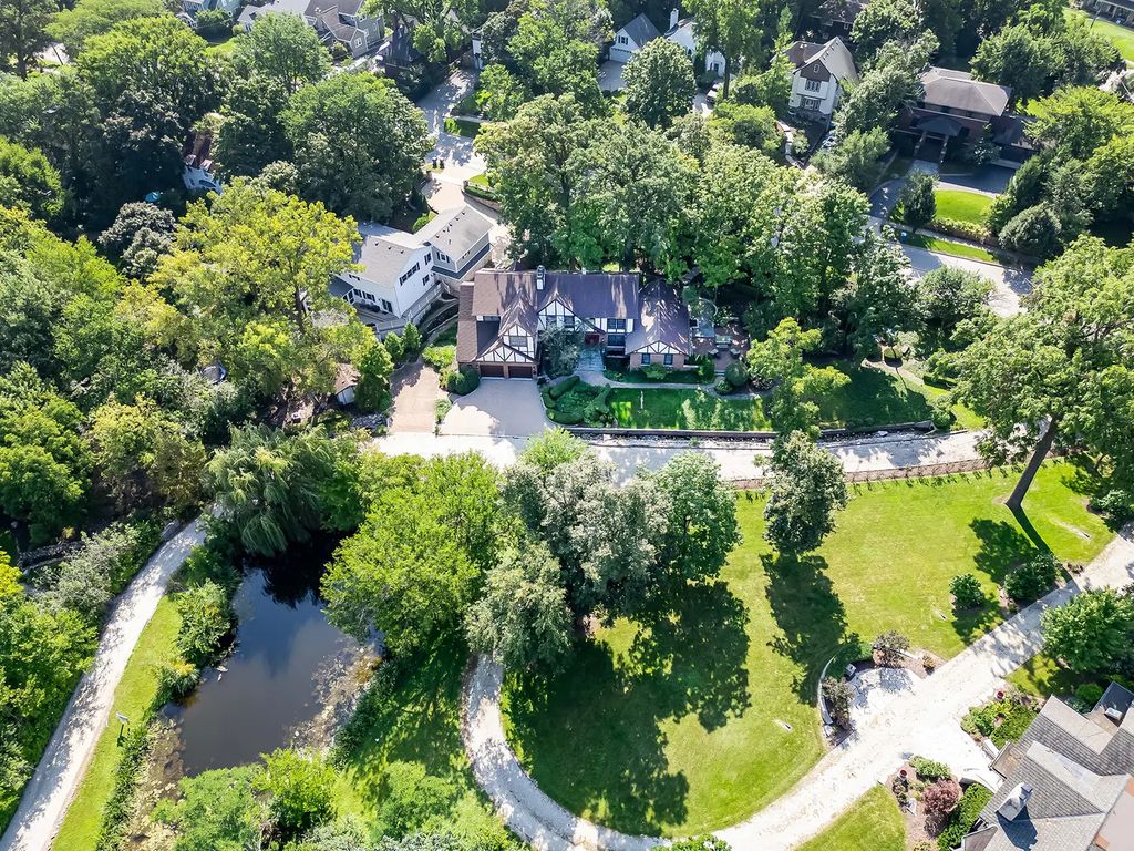 1330 Maple Avenue, Downers Grove