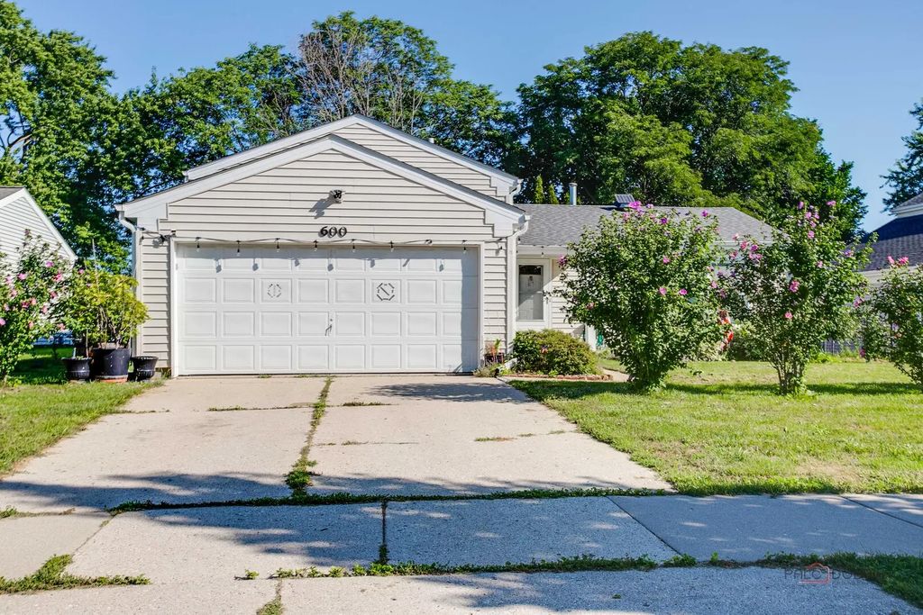 600 Thompson Boulevard, Buffalo Grove