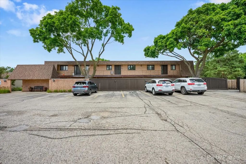 520 E Main Street 1c, Barrington