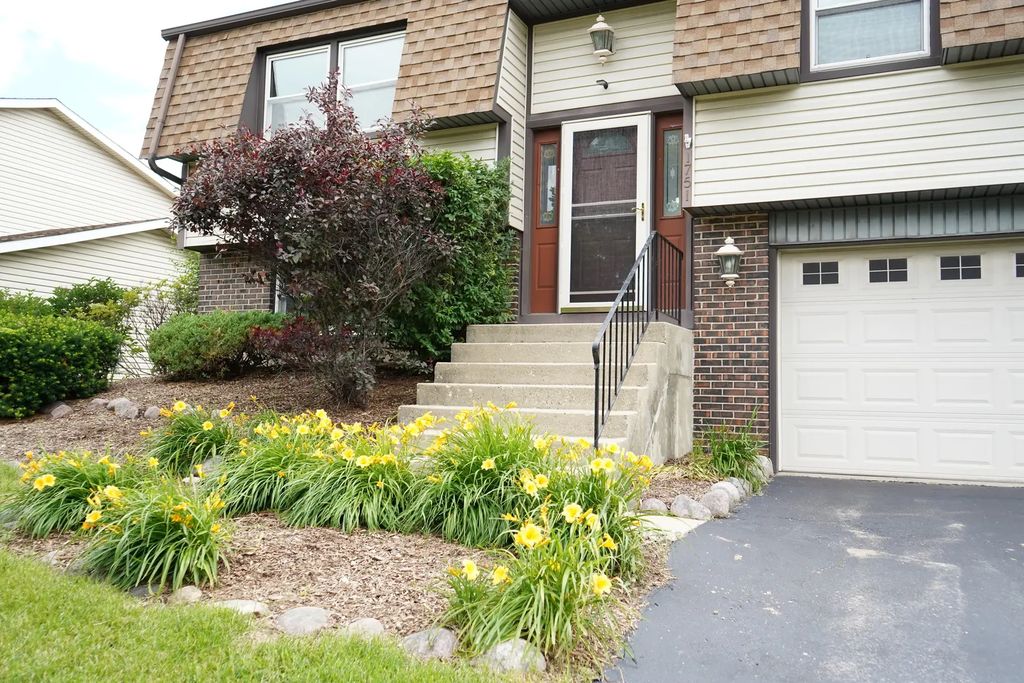 1751 President Street, Glendale Heights