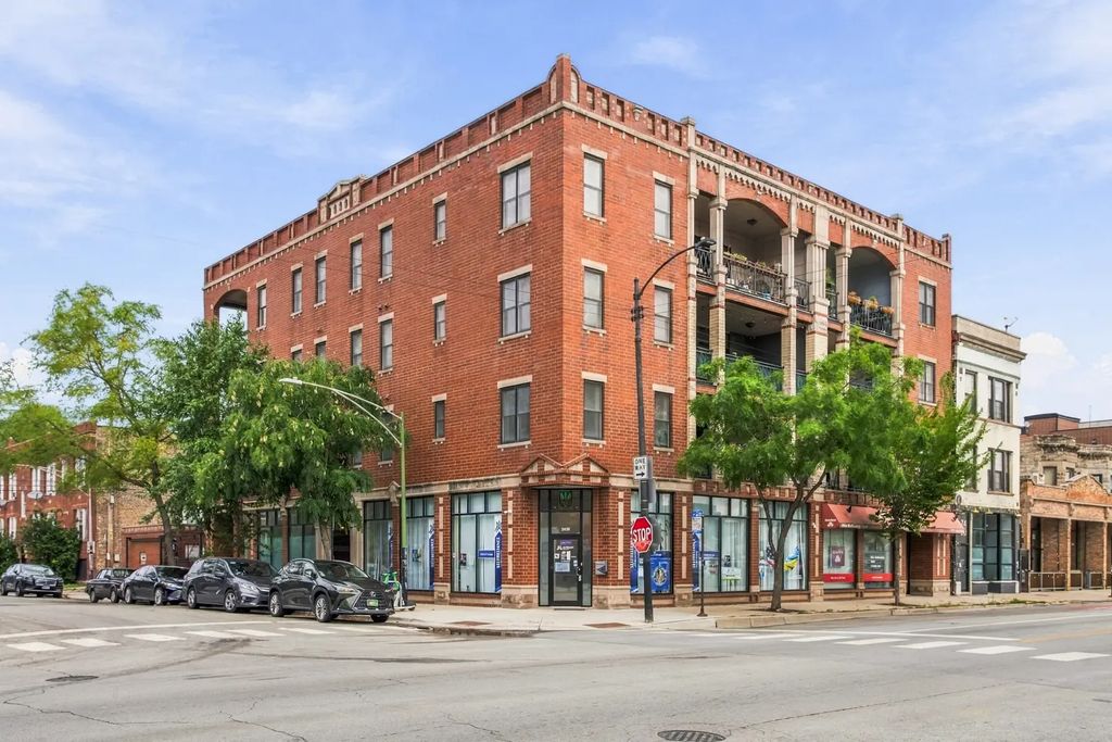 803 N Campbell Avenue 1a, Chicago
