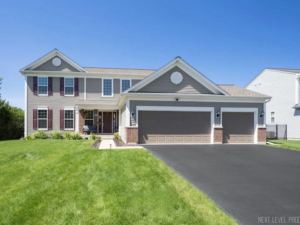2427 Emerald Lane, Yorkville