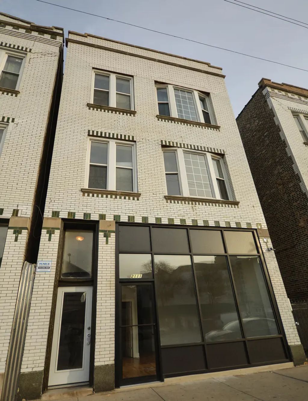 2111 N Western Avenue, Chicago