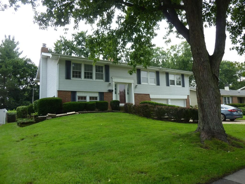 21w651 Glen Valley Drive, Glen Ellyn