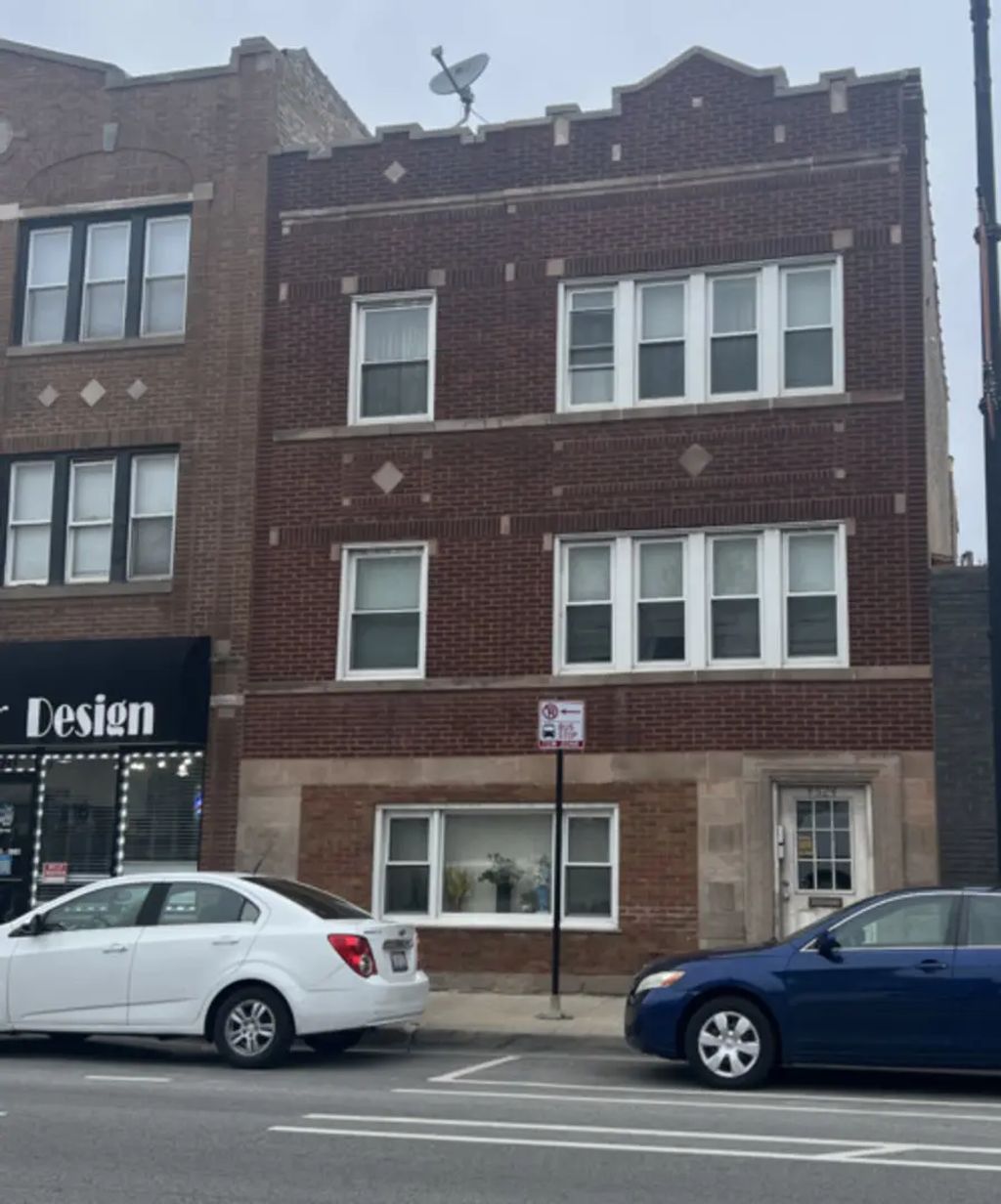 4524 W Lawrence Avenue, Chicago, 60630